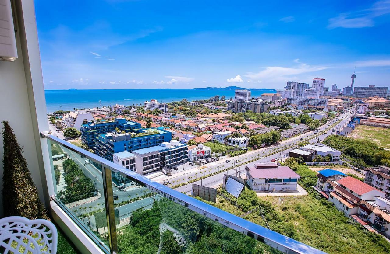 Dusit Grand Condo View Praia de Jomtien Exterior foto