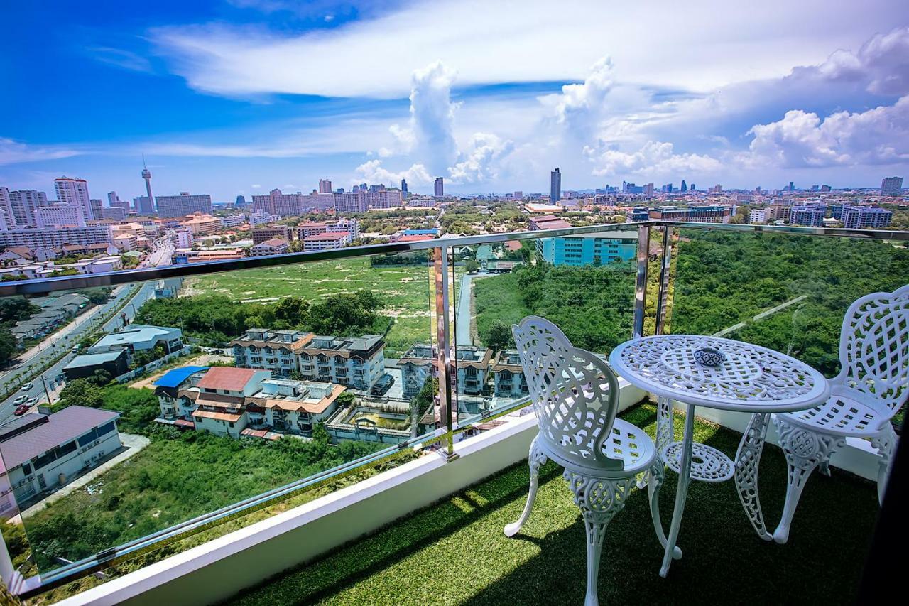 Dusit Grand Condo View Praia de Jomtien Exterior foto